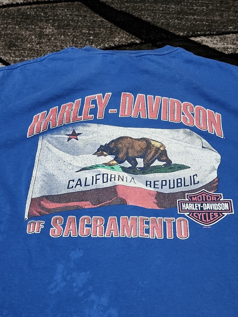 HARLEY DAVIDSON 2013 BLUE ENGINE GRAPHIC COTTON CREW-NECK SACRAMENTO TEE-SHIRT - Picture 12 of 15